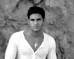 Prestazione sessuale troppo rumorosa, ex tronista denunciato dai vicini