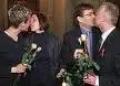 Incostituzionale proibire matrimoni gay