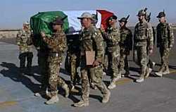 Arrivate in Italia le salme dei due militari uccisi in Afghanistan