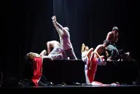 Apre con lo spettacolo "Terre" la II edizione del "Capoarte" di Magna Graecia Teatro Festival