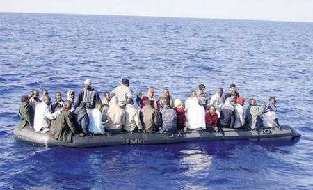 Immigrazione: 13 clandestini approdano in Calabria
