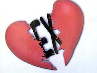 Aggredisce nuovo compagno della ex per gelosia