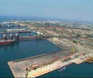 Taranto (e il suo porto) in attesa di 200 milioni di euro