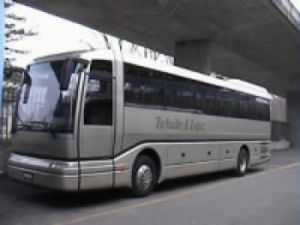 Sgominata banda, rubava autobus turistici