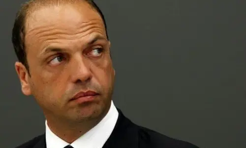 Lodo Alfano: via libera estensione scudo per premier e ministri