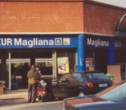 Roma, maxi rissa alla stazione metropolitana "Magliana"