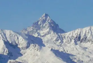 Grave baby alpinista, scivola su Monviso