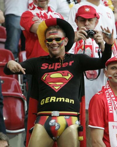 Germania in semifinale, delusione per Maradona