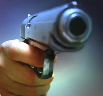 Torino: misterioso omicidio, donna muore con tre colpi al volto