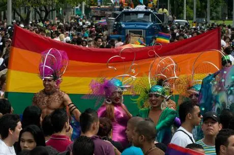 Gay Pride: S.Francisco, giovane spara e uccide una persona