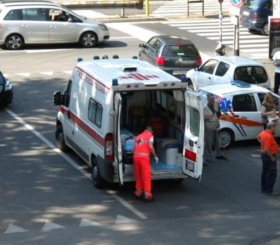 Napoli, muoiono due giovani in motorino