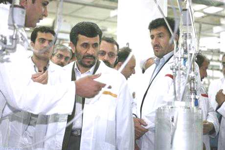 CIA: l'Iran possiede uranio per fabbricare 2 bombe atomiche