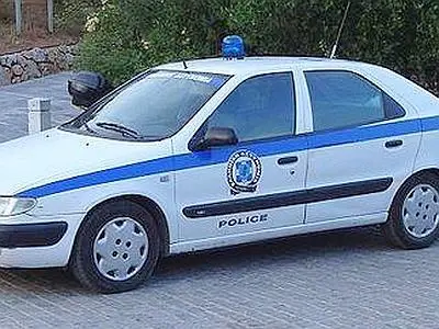 Grecia attentato: esplode una bomba al ministero dell'interno, un morto