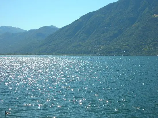 Ragazzo disperso nel lago Maggiore, si teme annegamento