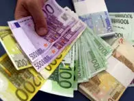 Mafia e politica a Catanzaro: una partita a carte con cavallo di ritorno e voto di scambio.