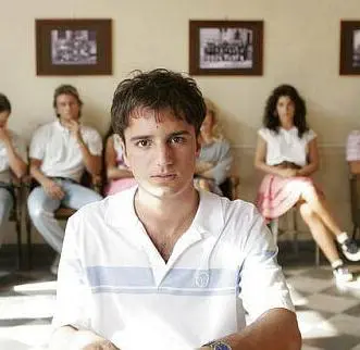 Maturità: Manzoni, Dante, Foscolo e D'annunzio i più probabili