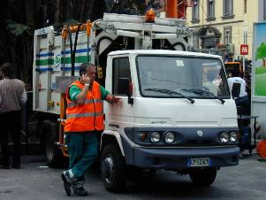 È partito lo sciopero dei lavoratori Asìa: si continuerà ad oltranza