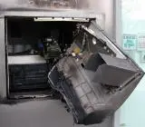 Palermo: provocano esplosione di bancomat e rubano contanti