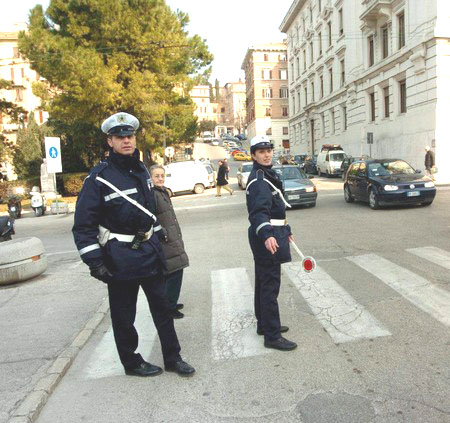 Catanzaro: piena solidarietà di UNVA e CICAS per Franco Basile, vittima di un atto intimidatorio