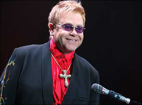 Elton John forse a Catanzaro