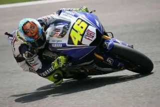 Moto GP: Valentino Rossi, Un chiodo endomidollare e 4 "viti due mesi fermo"