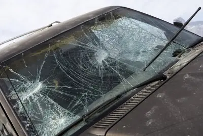 Atti vandalici e automobili danneggiate nel quartiere Siano