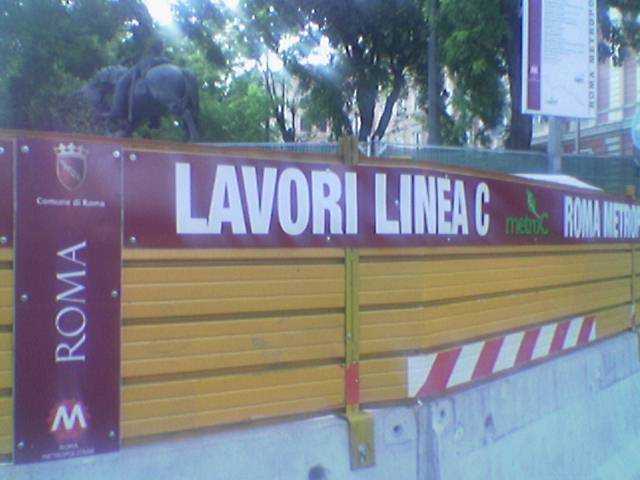 Roma: proteste a San Giovanni  per lavori Metro C