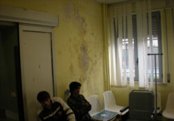 Sanità:Ospedale Pugliese Ciaccio,"codice-anti-Muffa"