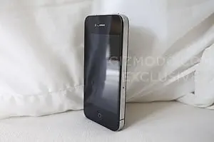 iPhone 4G smarrito da dipendente ubriaco.Bufala o marketing?