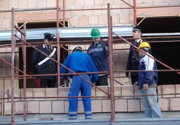 Lavoro, nel 2009 Calabria maglia nera per irregolari