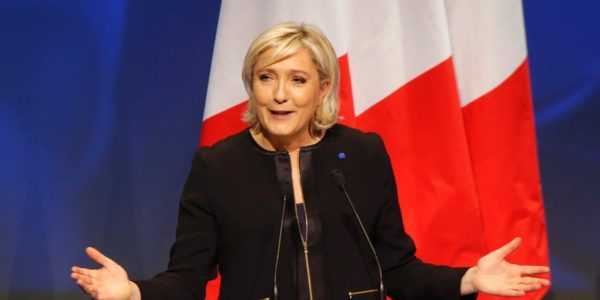 Francia, perizia psichiatrica per Marine Le Pen
