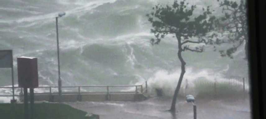 Tifone Mangkhut colpisce le coste asiatiche: almeno 64 vittime nelle Filippine e 2 in Cina