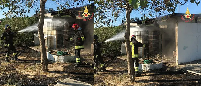 Divampato Lido San Giovanni a Soverato "Non si esclude la natura dolosa" intervento dei VVF