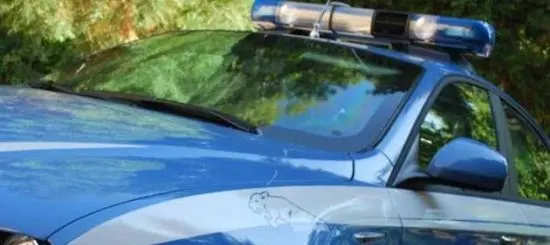 Reggio Emilia, 20enne ubriaco molesta minore: denunciato