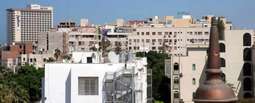 Libia, attacco armato a compagnia petrolifera di Stato, kamikaze si è fatto esplodere