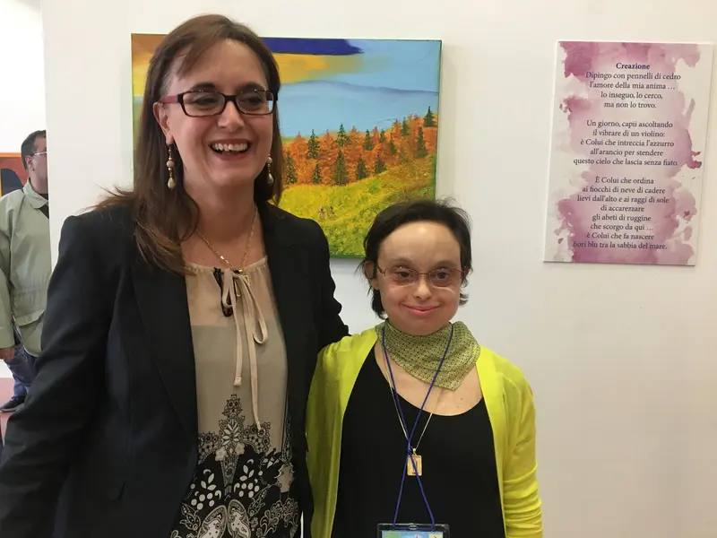 Irene e Anna sono “Luce serena. Colori di un'anima per un mondo più semplice” (Video)