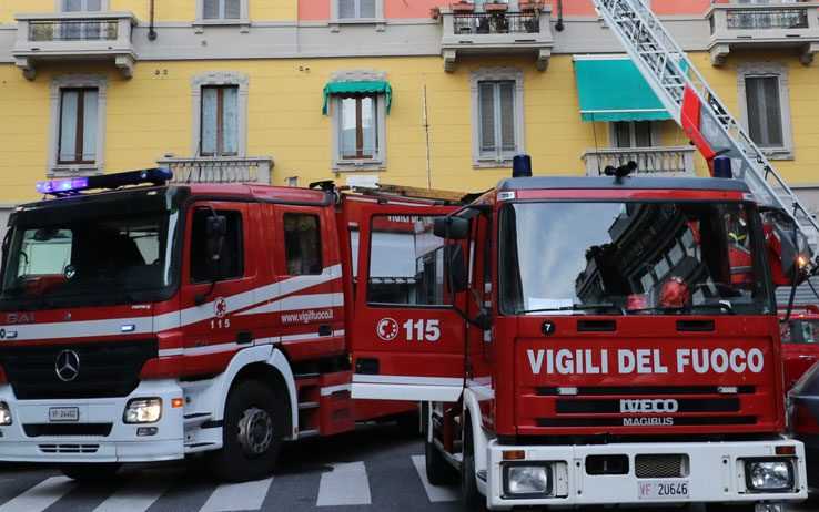 Terrore esplosione in palazzina vicino a Roma, due feriti gravi