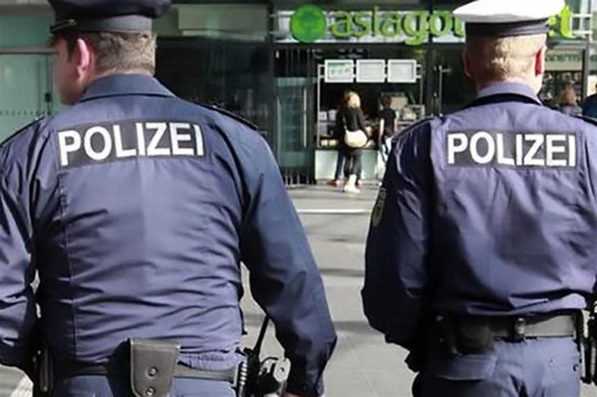 Germania, Colonia: donna tenuta in ostaggio all’interno della stazione centrale