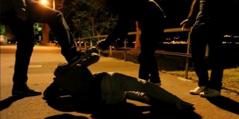 Ronda razzista picchia a sangue 2 africani a Brindisi