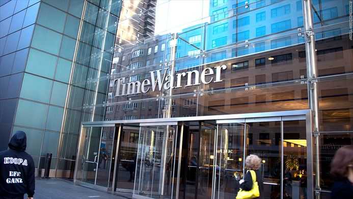 Il Time Warner Center a New York è stato evacuato per una sospetta bomba
