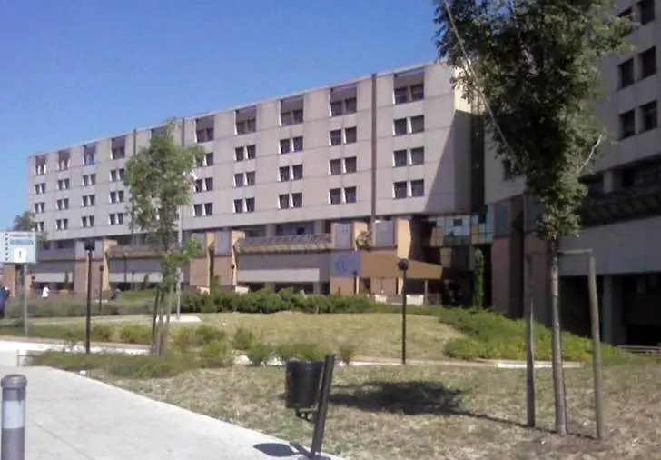 Ancona, bambino di 10 anni raggiunto da piombini fucile da caccia: è grave