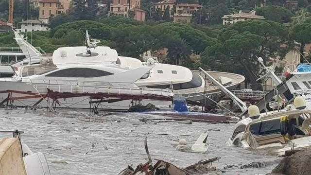 Maltempo: allarme carburante da yacht affondati a Rapallo