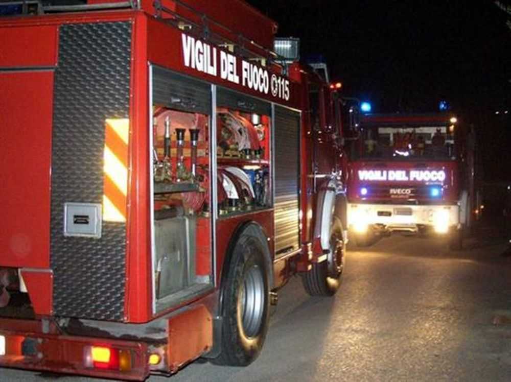 Incendio ospedale Villa San Pietro Roma, attivata unità crisi Regione intervento dei VVF