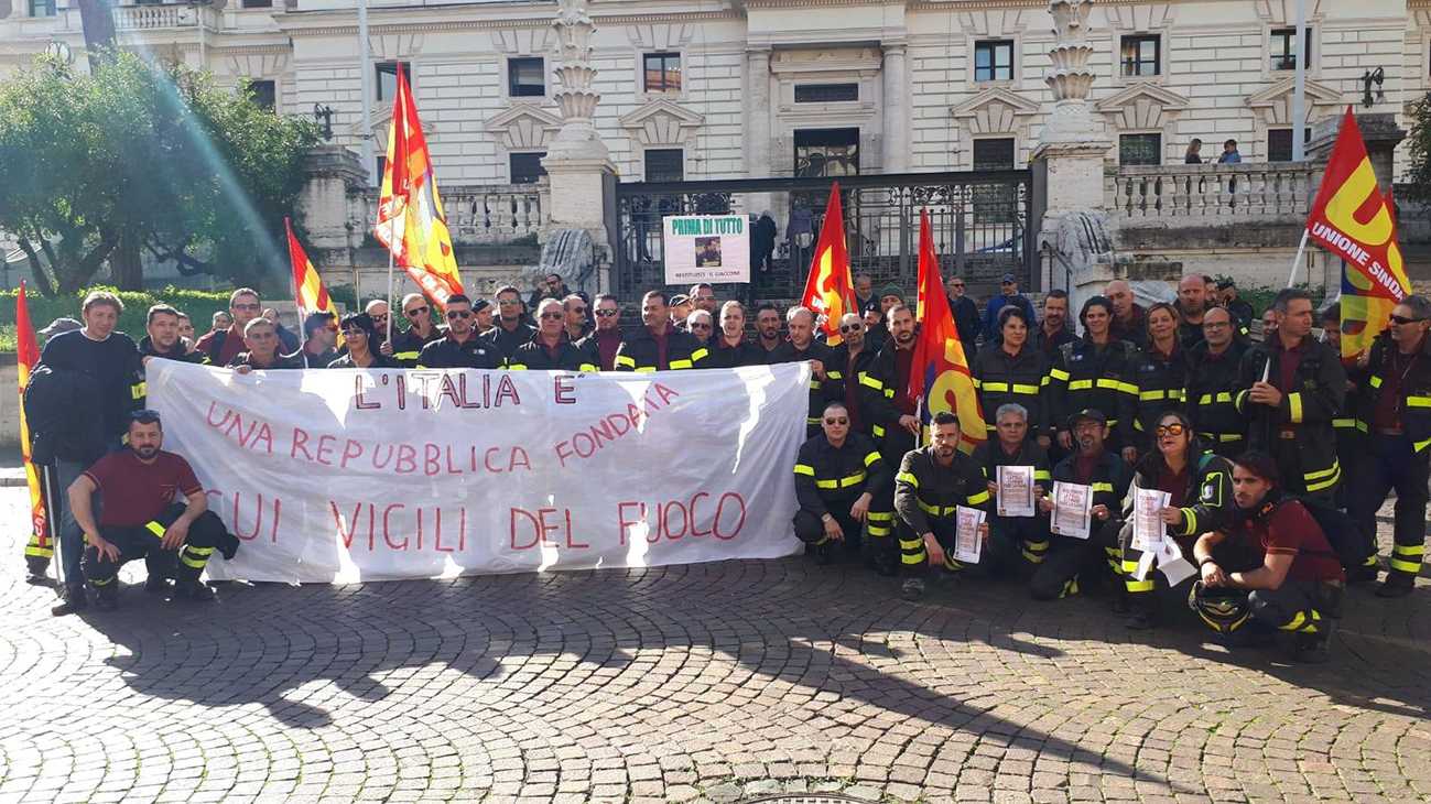 USB VV.F. Calabria: I precari dei Vigili del fuoco oggi hanno vinto e solo la lotta paga