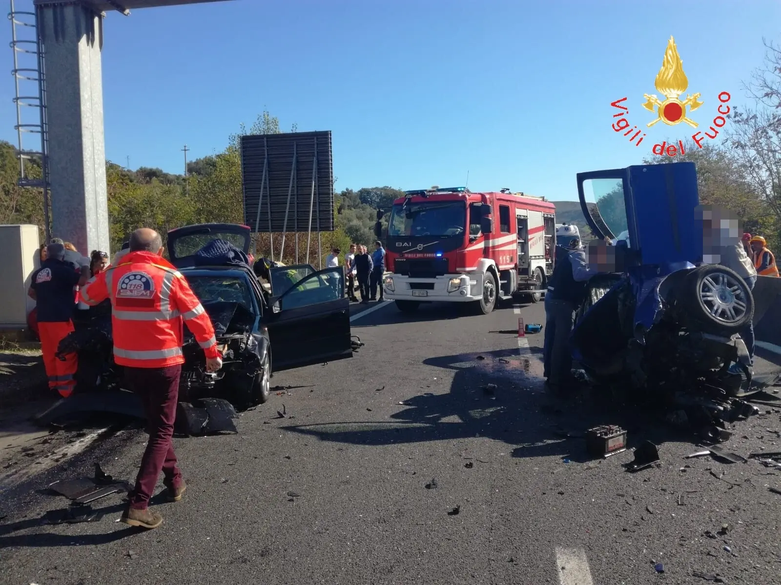 Catanzaro. Incidente frontale su SS 280. Sul posto elisoccorso e tre ambulanze (video e foto)