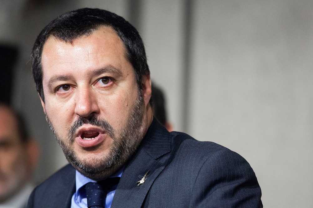Salvini a studenti, "Non fate il mio mestiere"