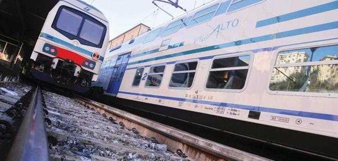 Santa Margherita Ligure, treno deraglia a causa della frana: nessun ferito