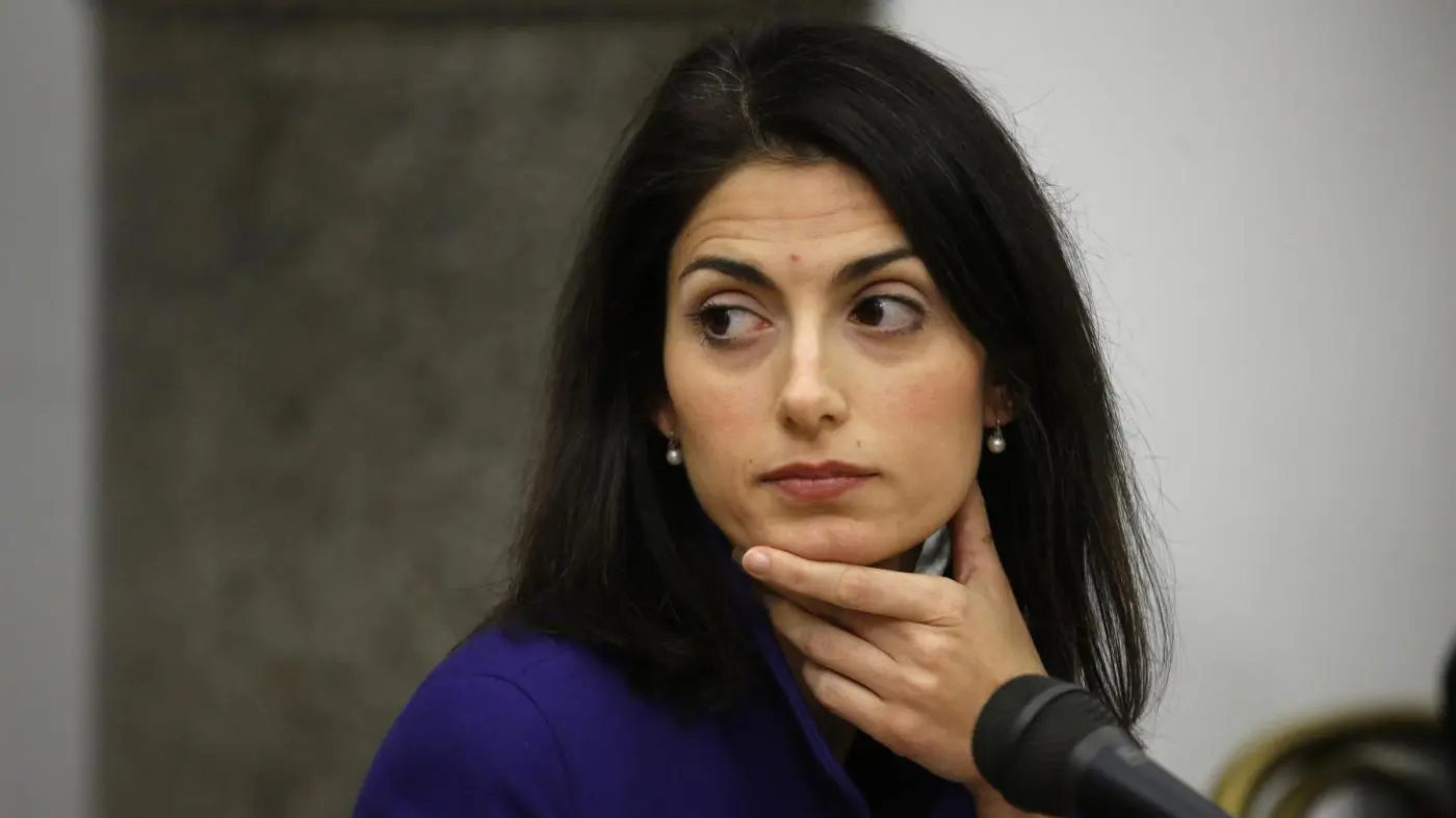 Processo Raggi, parla Raineri: "Marra consigliere privilegiato"