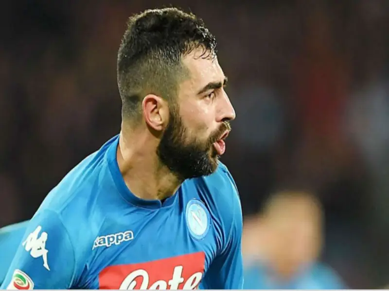 Diluvio a Marassi, il Genoa steso da Ruiz e Biraschi. Ancelotti esulta