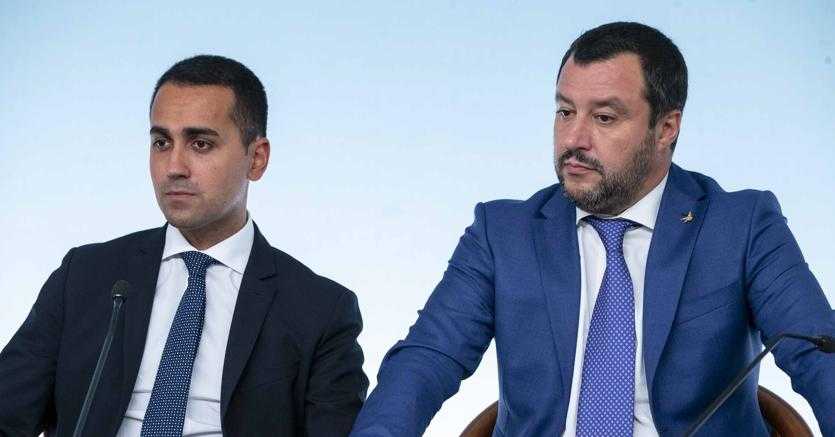Rifiuti, Di Maio: "Polemiche di Salvini creano soltanto tensioni"